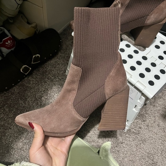 Steve Madden Shoes - Steve Madden Chocolate Heeled Boots